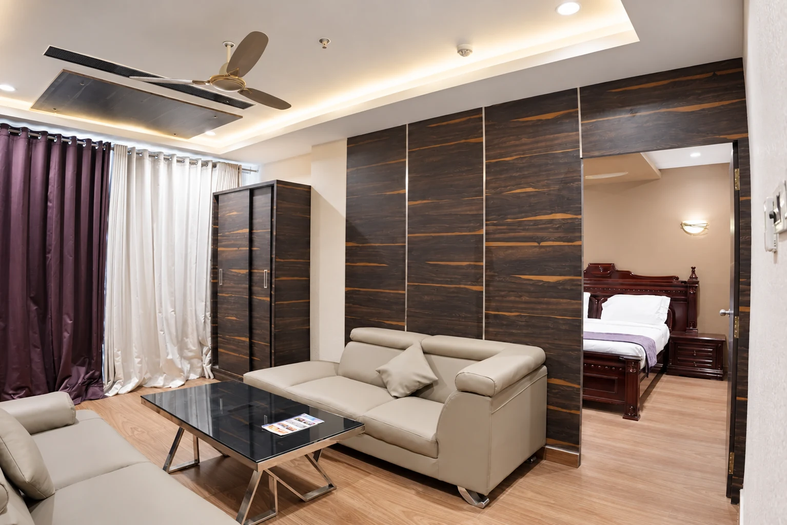Suite sitting room